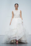 Vestido con volantes de Hannibal Laguna en la Madrid Bridal Week 2017