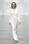 Vestido de novia de estilo retro de Juanjo Oliva sobre la Madrid Bridal Week 2017