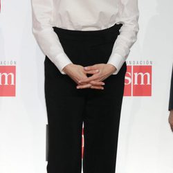 La Reina Letizia con un look lady en la entrega de Premios SM de Literatura Infantil y Juvenil