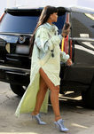 Rihanna con unos tacones de Puma en Los Ángeles