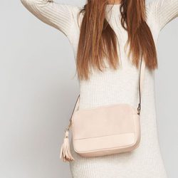 Bolso rosa cuarzo 'Tango' de la firma solidaria Miemana