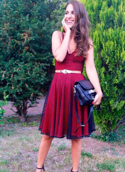 Paula Echevarría con un vestido rojo de María Escoté