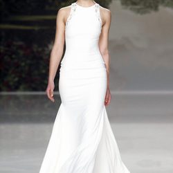 Vestido de novia sencillo de St. Patrick colección 2018 en la Barcelona Bridal Week