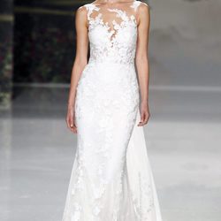 Vestido de novia de encaje de St. Patrick colección 2018 en la Barcelona Bridal Week