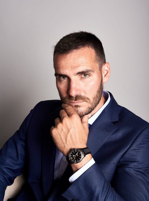 Saúl Cravioto como imagen de 'Clifton Club' la nueva colección deportiva de Baume & Mercier