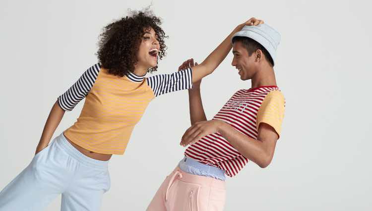Conjunto en tonos pastel de la colección Esprit by Opening Ceremony primavera 2017
