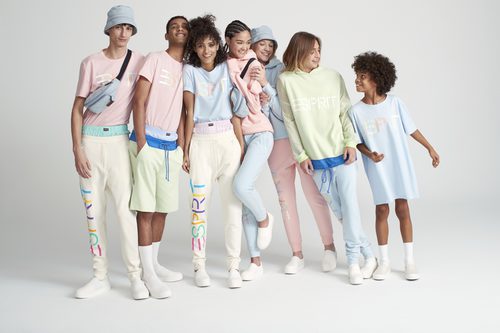 Conjunto deportivo de la colección Esprit by Opening Ceremony primavera 2017