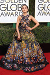 Olivia Culpo vestida de Zuhair Murad en los Premios Globos de Oro 2017