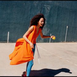 Cuerpo bajo desigual de la colección neón primavera/verano 2017 de Zara TRF