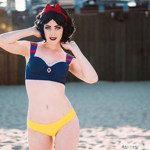 Bikini inspirado en la princesa disney Blancanieves