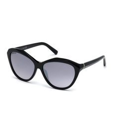 Modelo SK0123-H 01B de la colección Swarovski Eyewear Primavera/Verano 2017.