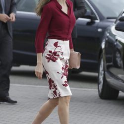 La Reina Letizia apuesta por uno de sus conjuntos favoritos