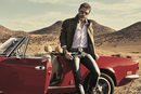 David Ascanio con look informal de la coleccion Mr Musk by Bloomers