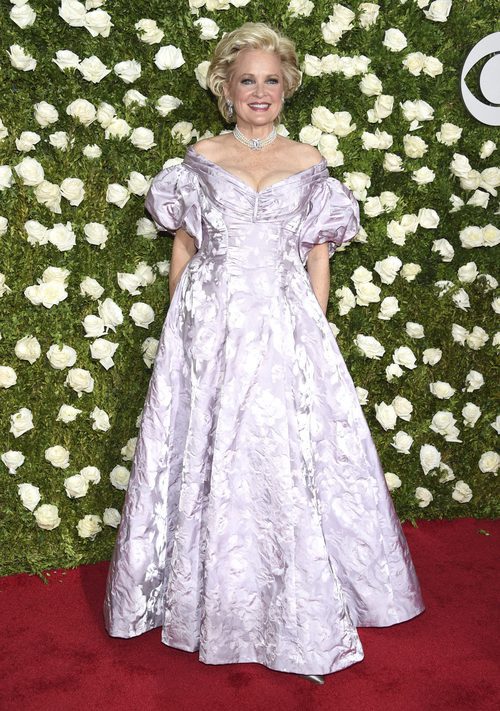 Christine Ebersole en la alfombra roja de los Tony Awards 2017