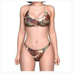 Bikinis de la nueva colección de camuflaje de Kylie Jenner