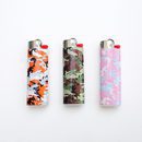 Mecheros de la nueva colección de camuflaje de Kylie Jenner