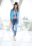 Bómber azul de la colección 'Rebels & Heroes' Otoño/Invierno 2017/2018 de Replay