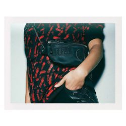 Detalles del look de Zayn para la colección 'ZAYN x VERSUS'