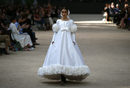 Vestido blanco de la colección otoño/invierno de Alta Costura de Chanel para 2017/2018