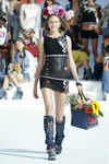 Vestido negro estampado de Desigual de la Fashion Week de Ibiza 2017