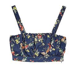Crop top con estampado floral de Bershka de la colección de verano 2017