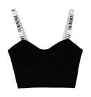 Crop top negro de Bershka de la colección de verano 2017