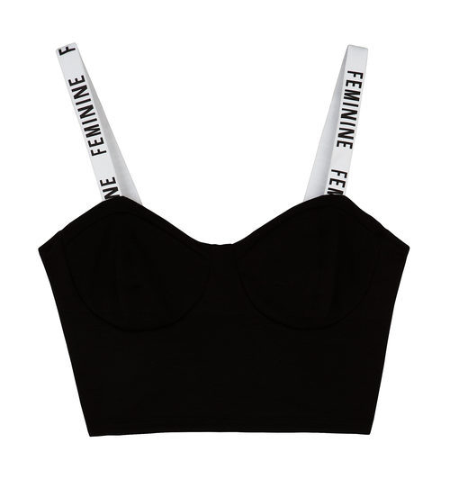 Crop top negro de Bershka de la colección de verano 2017