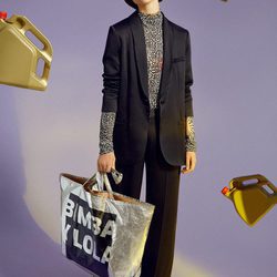 Maxibolso plateado de la nueva colección otoño/invierno 2017/2018 de Bimba & Lola