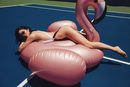 Kendall + Kylie lanzan una colección de baño con Revolve