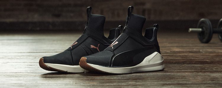 Modelo 'Puma Fierce Velvet Rope' de la colección de Puma para la temporada otoño/invierno 2017