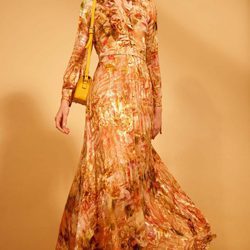 Vestido con estampado floral naranja de la colección 'Heaven' de Dolores Promesas
