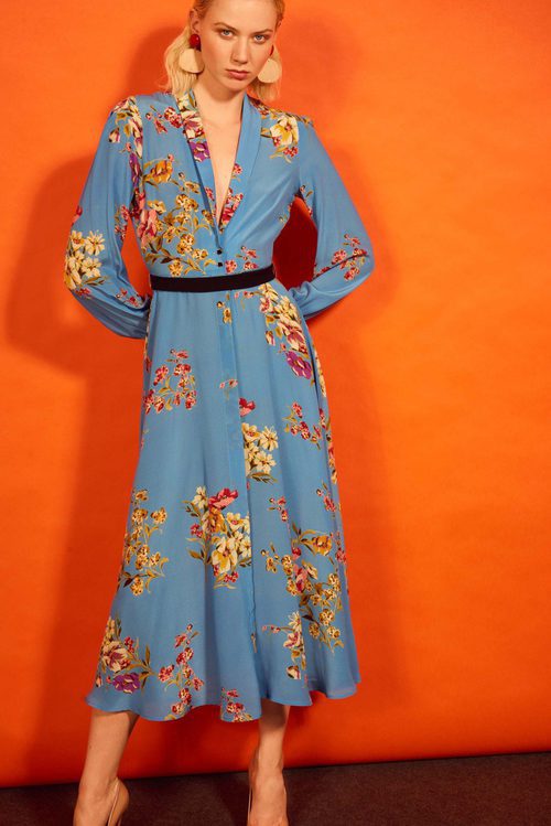 Vestido midi estampado de la colección 'Heaven' de Dolores Promesas