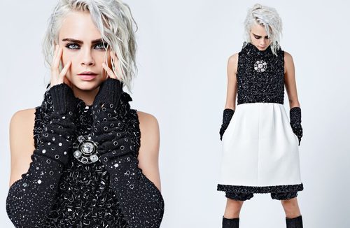 Cara Delevingne con vestido blanco y negro de la colección otoño/invierno 2017 de Chanel