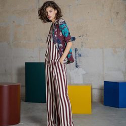 Traje de rayas de la colección otoño/invierno 2017 de Trucco
