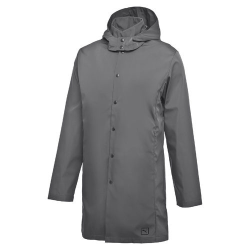 Parka gris de la nueva colección 'Puma NTRVL'
