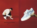 Modelo azul de la nueva colección 'The One Star x Golf le Fleur' de Converse