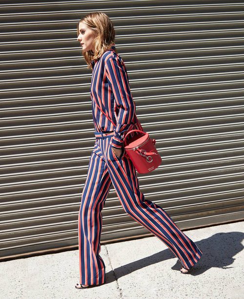 Bolso rojo de la colección 'Olivia Palermo x Meli Melo Collection'