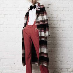 Abrigo de paño a cuadros de Dolores Promesas otoño/invierno 2017/2018