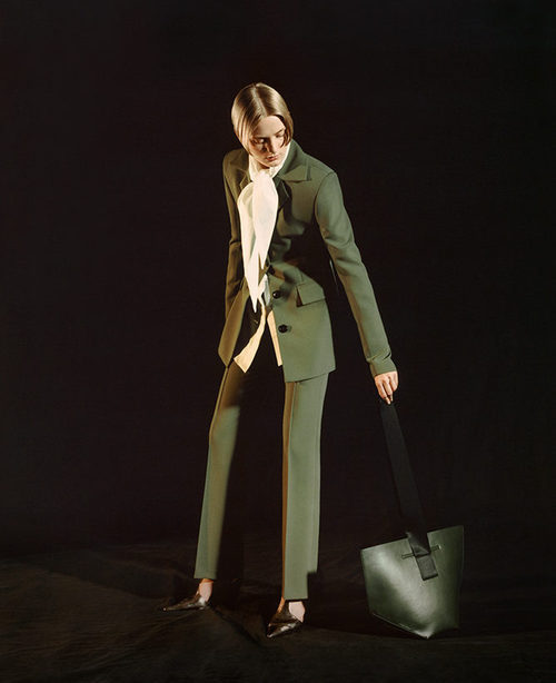Traje de chaqueta verde oliva de Sfera otoño/invierno 2017/2018