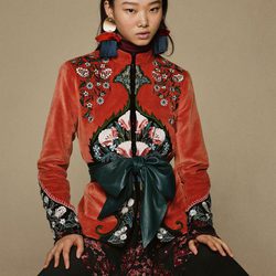 Chaqueta estilo oriental de Zara otoño/invierno 2017/2018