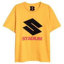 Camiseta amarilla con letras negras y rojas de la colaboración de H&M con Justin Bieber