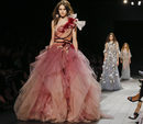 Vestido voluminoso de Marchesa primavera/verano 2018 en la New York Fashion Week