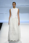 Vestido blanco de flores de Devota & Lomba primavera/verano 2018 en Madrid Fashion Week