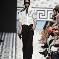 Pantalón recto de Jorge Vázquez primavera/verano 2018 en la Madrid Fashion Week