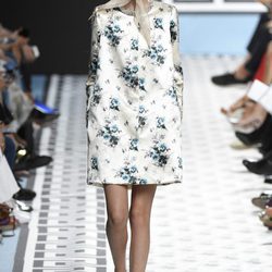 Vestido mini de Jorge Vázquez primavera/verano 2018 en la Madrid Fashion Week