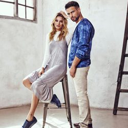Bregje Heinen y Jesús Castro posan con sneakers para Refresh otoño/invierno 2017/2018