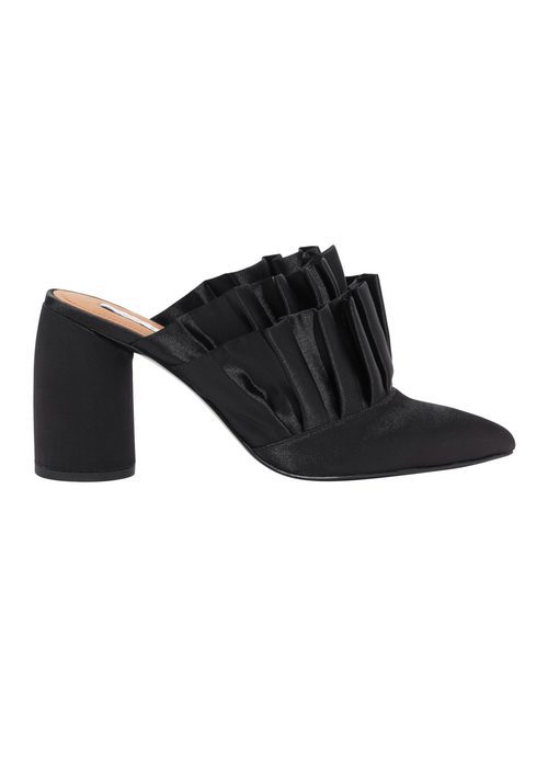 Mules negros vuelo de la nueva colección & Other Stories otoño/invierno 2017/2018