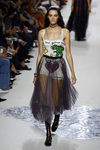Falda de tul negra en el desfile primavera/verano 2018 de Dior en Paris Fashion Week