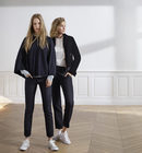 Colores neutros en la nueva colección temporada otoño/invierno 2017 de Ines de la Fressange para Uniqlo