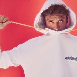 Sudadera de la colección 'Misunderstood' del rapero Fedez para Bershka para la colección otoño/invierno 2017/2018